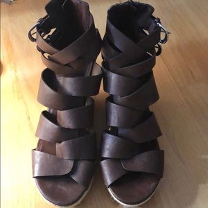 HOT HOT HOT Wedge Sandals💕😎